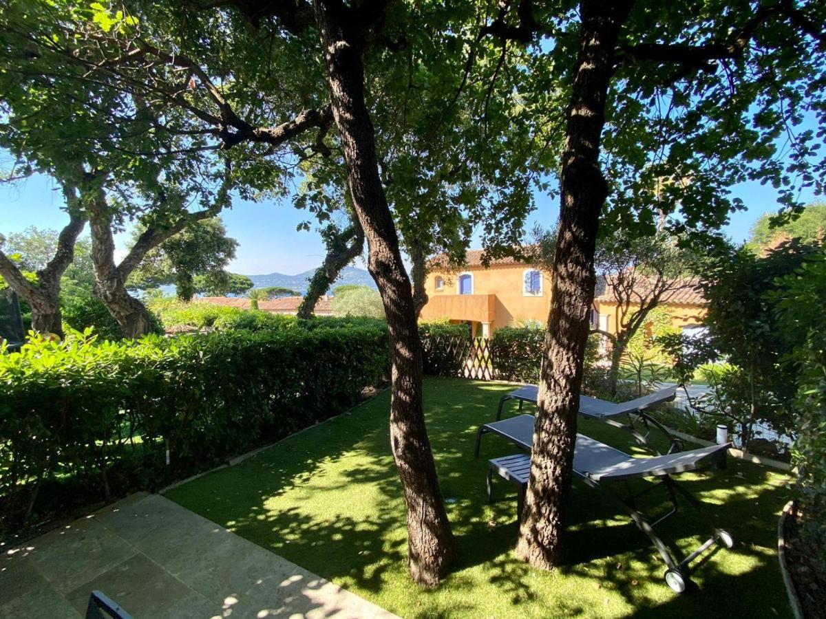 Villa Vue Mer Donnant Sur Le Golfe De St Tropez, 2 Chambres, 6 Pers, Piscine Commune Saint-Tropez Eksteriør bilde